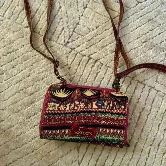 SAKROOTS crossbody wallet - Picture 1 of 6